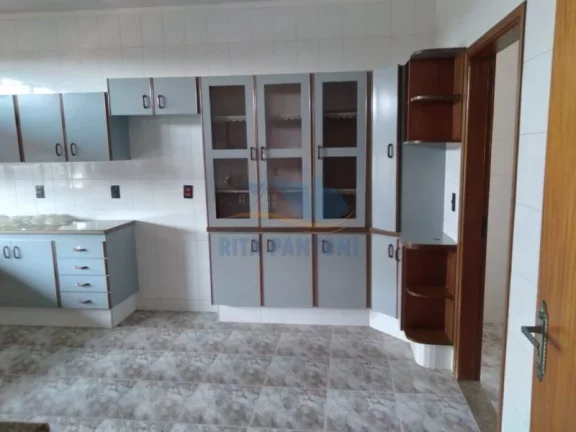 Imagem Casa Sobrado - Monte Alto - Centro - Região Central