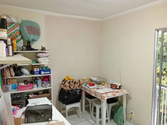 Imagem vende se apartamento em Itaquaquecetuba