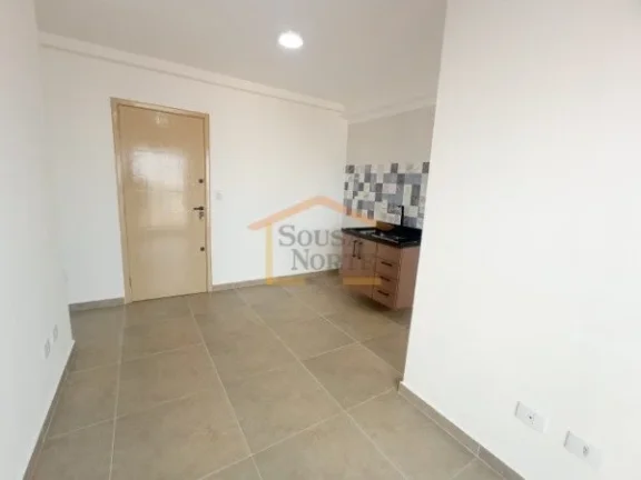 Imagem Apartamento com 40m² com 2 dormitórios, 1 banheiro, sala para dois ambientes, varanda, cozinha com...