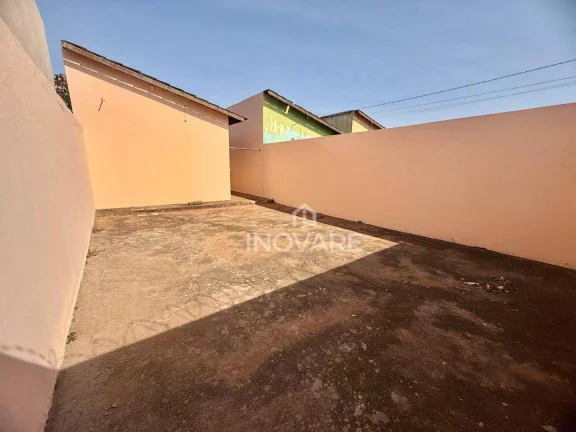 Imagem Casa com 2 dormitórios à venda, 74 m² por R$ 260.000,00 - Buritis III - Itumbiara/GO