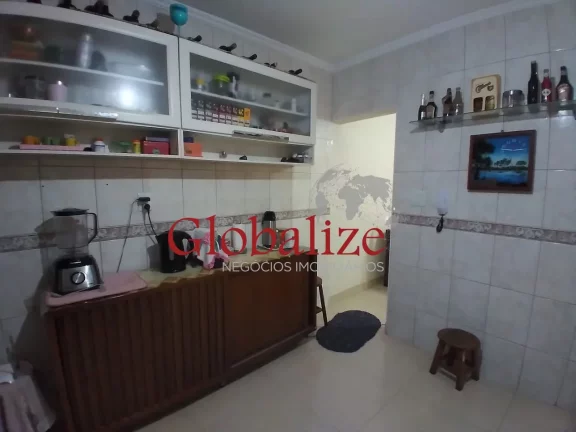 Imagem Apartamento térreo com 2 dormitórios com vaga de garagem no bairro Aparecida em Santos