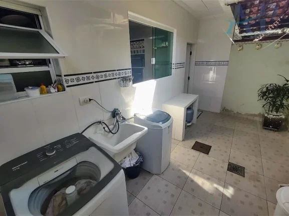Imagem Casa para Vender em Praia Grande com 3 Quartos