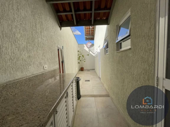 Imagem Casa com ótimo potencial na Praia da Enseada !