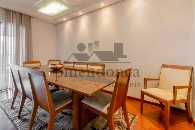 Imagem Apartamento Alto Padrão em Higienópolis com 3 suítes e 4 vagas, 250m²