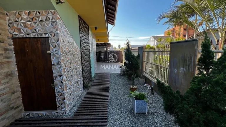 Imagem Casa + sobrado mesmo terreno