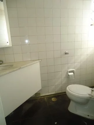 Imagem Excelente barracão para locação com ótima localização, duas entradas, guarita, almoxarifado, v...