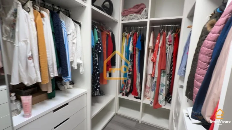 Imagem Casa térrea 3 dormitórios (2 suítes) 2vagas, Cond.Vale dos Lagos, Jacareí