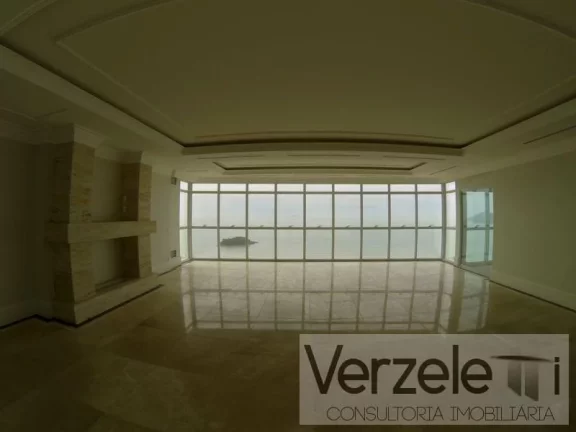 Imagem Frente ao Mar para Venda em Balneário Camboriú / SC no bairro Centro