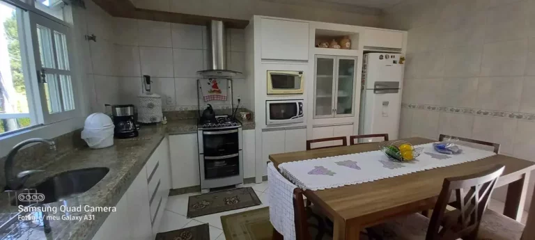 Imagem Cobertura de 3 dormitórios sendo 1 suíte e 3 vagas de garagem no Centro II de Brusque