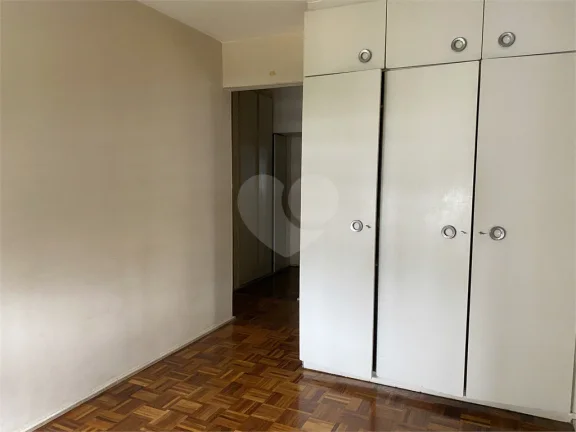 Imagem Apartamento à venda com 3 quartos, sendo 1 suíte, no condomínio Solar Castro Marim, São Paulo - SP