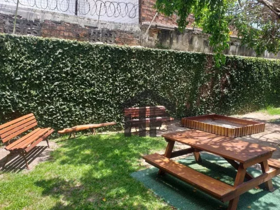 Imagem Apartamento com 2 Quartos para Alugar, 70 m² em Aflitos - Recife