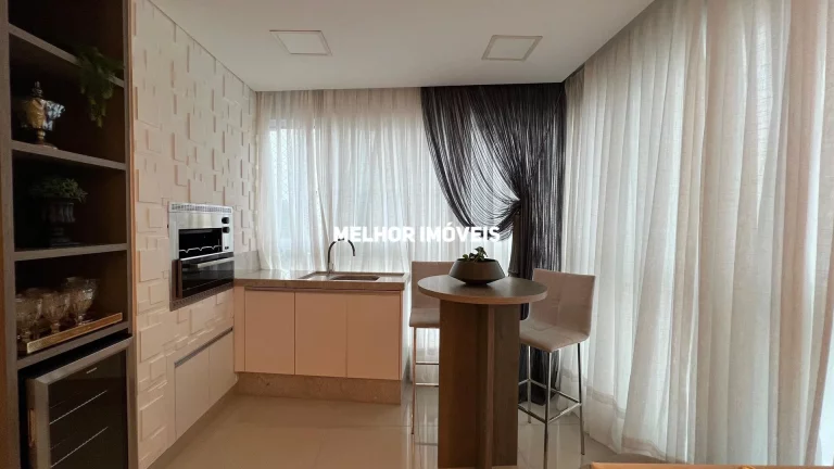 Imagem Apartamento á venda no Pioneiros com 4 dormitórios e 3 vagas de garagem localizado em Balneário Camboriú.