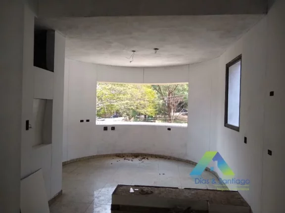 Imagem MORUMBI SOBRADO ALTO PADRÃO 800 metros, 4 dormitórios, 3 suítes, 4 salas, 8 vagas com ótima localização e valor !!!