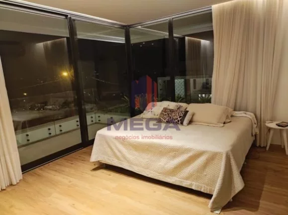 Imagem Mega vende uma magnifica casa duplex no condomínio de luxo Riviera Park