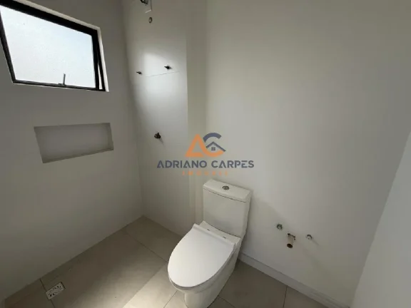 Imagem Apartamento novo, frente mar com 87m², 2 suítes e churrasqueira a carvão na Meia Praia - Navegantes Adriano Carpes Imóveis vende!