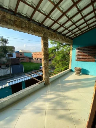 Imagem Casa em Condomínio para Venda em Itaboraí, Centro (Manilha), 4 dormitórios, 1 suíte, 3 banheiros, 3 vagas
