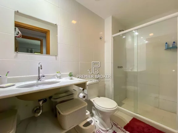 Imagem Apartamento à venda, 66 m² por R$ 400.000,00 - Cascata Guarani - Teresópolis/RJ
