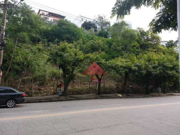 Imagem Terreno com 1.350 m2 em Piratininga
