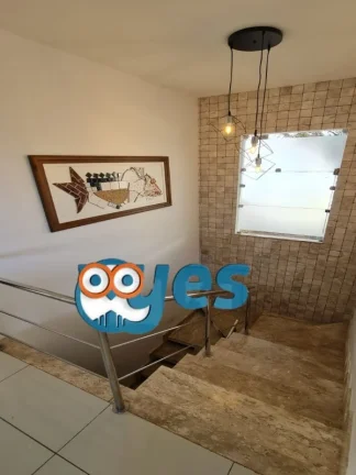 Imagem Casa Triplex em Lauro de Freitas