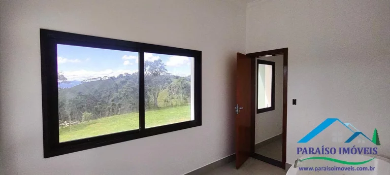 Imagem Encanto e Espaço: Casa com 4 Suítes no Vila Tertúlia