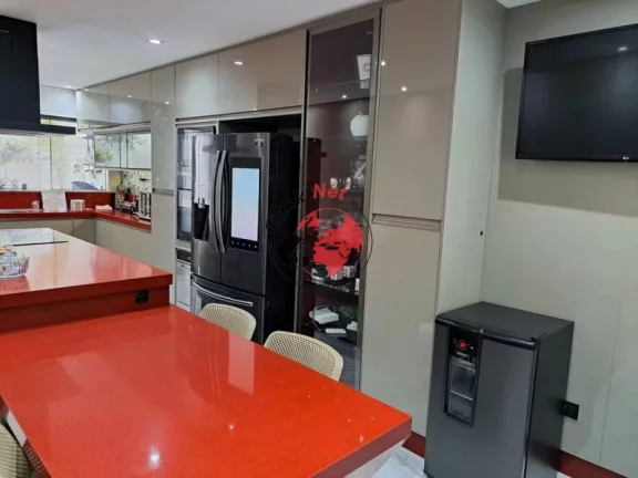 Imagem Lindo sobrado à venda, recentemente reformado, localizado na Vila Valparaíso, Santo André, com 3 dormitórios, sendo 1 suíte, 2 vagas, 196 m².