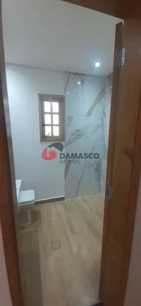 Imagem Sobrado à venda 3 Quartos, 2 Vagas, 250M², Vila Monumento, São Paulo - SP