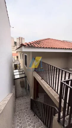 Imagem Um sobrado moderno, funcional e pronto para receber sua família.