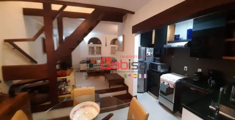 Imagem Casa com 2 dormitórios à venda, 60 m² por R$ 800.000 - Pr Ossos - Armação dos Búzios/RJ