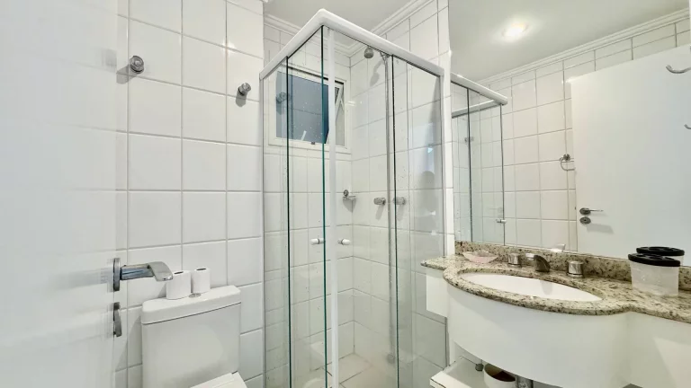 Imagem Apartamento com 3 dormitórios à venda, 90 m por R$ 2.900.000,00 - Riviera