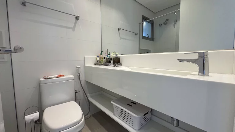 Imagem Apartamento com 2 dormitórios à venda, 100 m por R$ 3.800.000,00 -