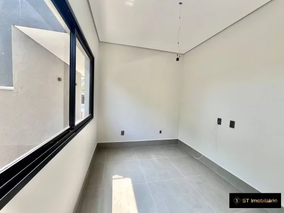 Imagem Casa à venda com 4 Suítes em Condomínio Fechado - Bragança Paulista/SP!