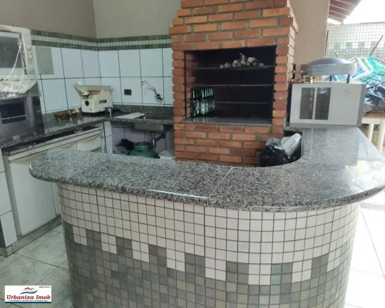 Imagem Casa Térrea à Venda, Jardim São Lourenço, 4 Quartos, 248 m2