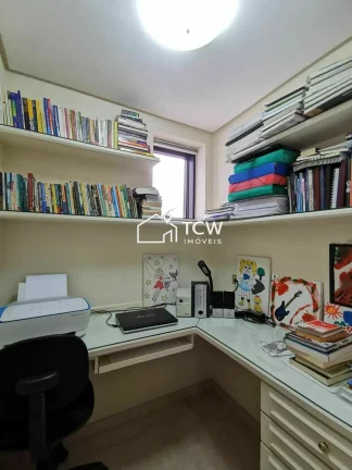 Imagem Apartamento Padrão com 4 dorm no Paraíso