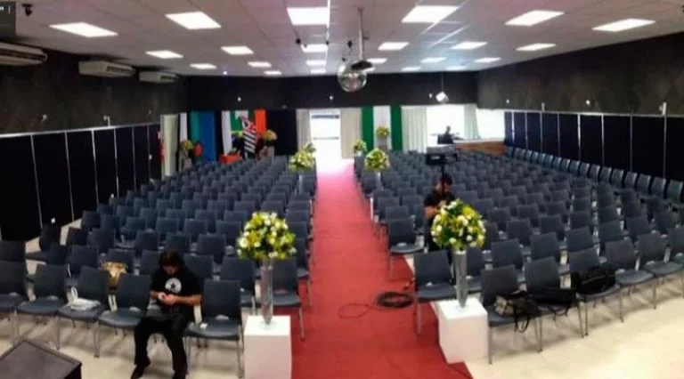 Imagem Salão Comercial para Venda em Peruíbe / SP no bairro Bal Stella Maris