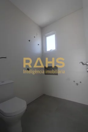 Imagem Buscando aquela cobertura nova com 4 suítes e 4 vagas de garagem? Essa é uma excelente opção par...