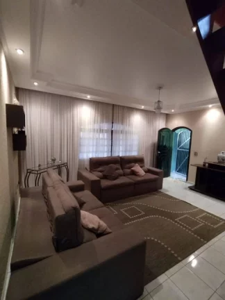 Imagem Sobrado com 3 dormitórios à venda, 209 m² por R$ 500.000,00 - Jardim Marek - Santo André/SP