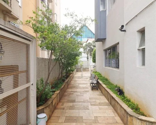 Imagem Apartamento na Pompéia com 2 dormitórios e 2 vagas, 63m²