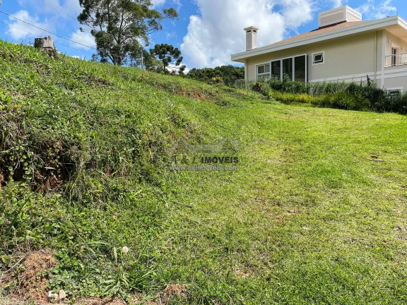 Imagem Terreno à venda em Campos do Jordão – Em loteamento de alto padrão