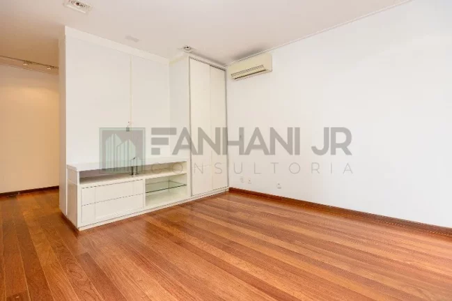 Imagem Venha conhecer o apartamento dos seus sonhos! Totalmente pronto para morar e impecável, este apartamento conta com uma sala ampla e integrada à varand