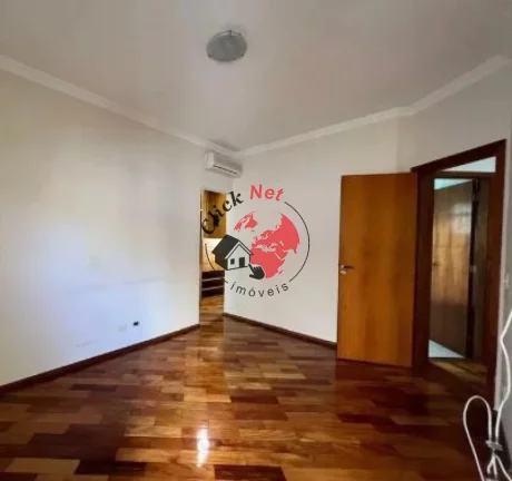 Imagem Sobrado espaçoso à venda em condomínio fechado localizado no bairro Vila Scarpelli em Santo André – Conforto, segurança e localização privilegiada!