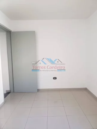 Imagem Sobrado com 3 dorm. + 2 vagas - Jardim Ivana