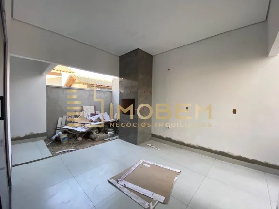 Imagem Casa à venda em Sinop - MT no bairro Monte Carlo: 3 quartos, 1 suíte, 1 sala, 2 banheiros, 3 vagas de garagem!