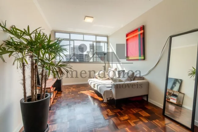 Imagem Apartamento reformado na Rebouças, excelente para morar ou investir!