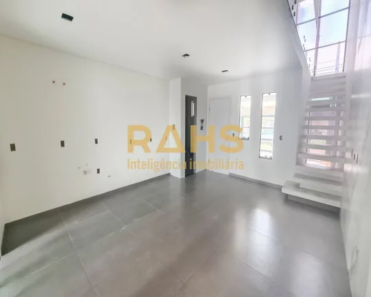 Imagem Moderno sobrado com 195m² privativos, localizado na melhor região do bairro Floresta. Detalhes em ...