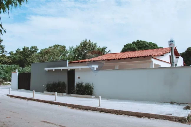 Imagem Casa em terreno Grande. Novinha e Perfeita!!!
