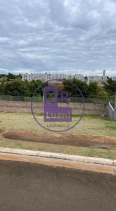 Imagem Direitos no Terreno no Condomínio Aranguá - Parque Tauá