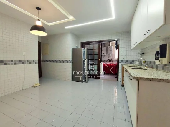 Imagem Apartamento à venda, 141 m² por R$ 1.050.000,00 - Várzea - Teresópolis/RJ