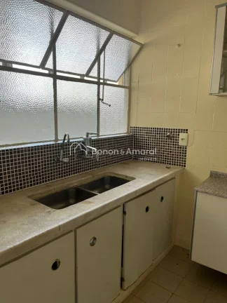 Imagem Localizado no bairro Centro, este apartamento oferece 120 m² de conforto e praticidade, com 2 quart...