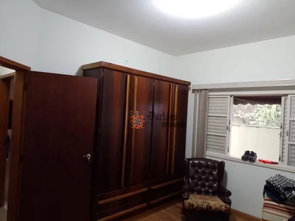 Imagem Sobrado com 4 dormitórios à venda, 962 m² por R$ 2.500.000,00 - Quiririm - Taubaté/SP