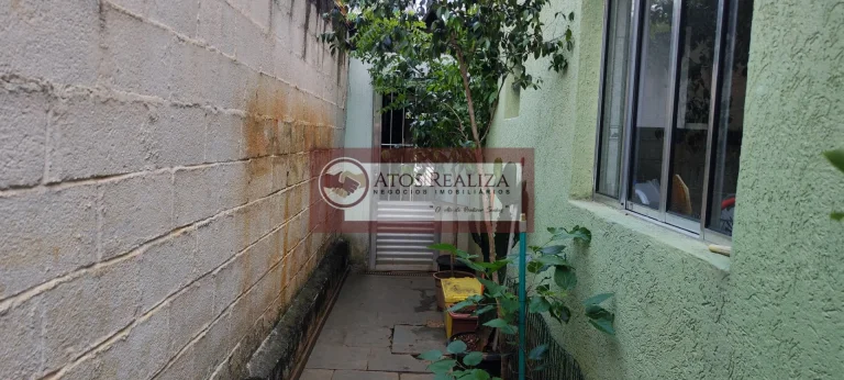Imagem Casa à Venda em Parque das Árvores - 85m², 2 Dormitórios